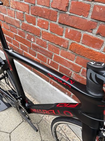 Used Pinarello Dogma Campagnolo Chorus 2024 Road & Gravel, Black — image 8 of 14