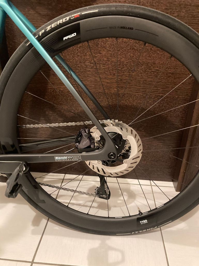 Used Bianchi Specialissima PRO Ultegra Di2 2025 2025 Road & Gravel, Verde — image 10 of 19