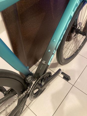 Used Bianchi Specialissima PRO Ultegra Di2 2025 2025 Road & Gravel, Green — image 21 of 24
