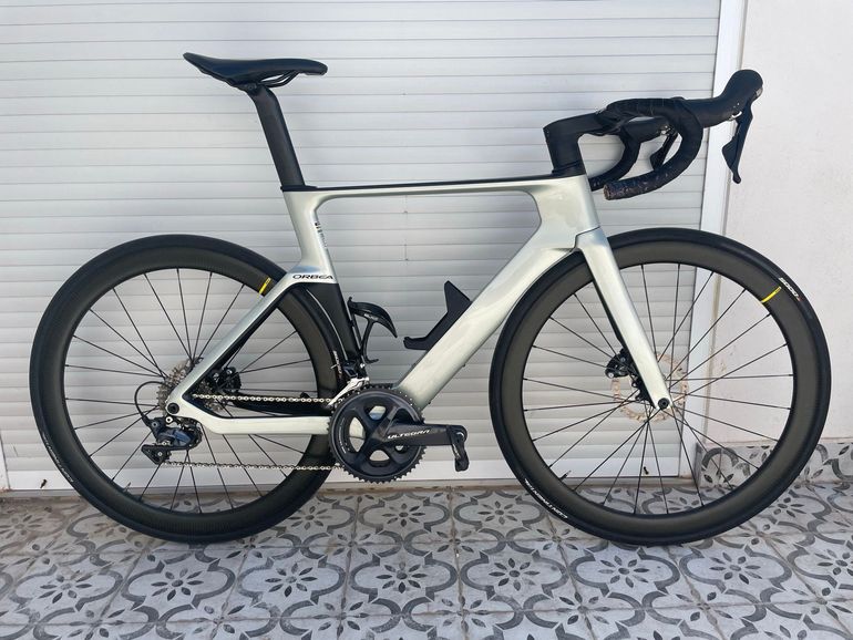 Used Orbea ORCA AERO M20LTD 2023 2023 Road & Gravel, Light Gray — image 2 of 4