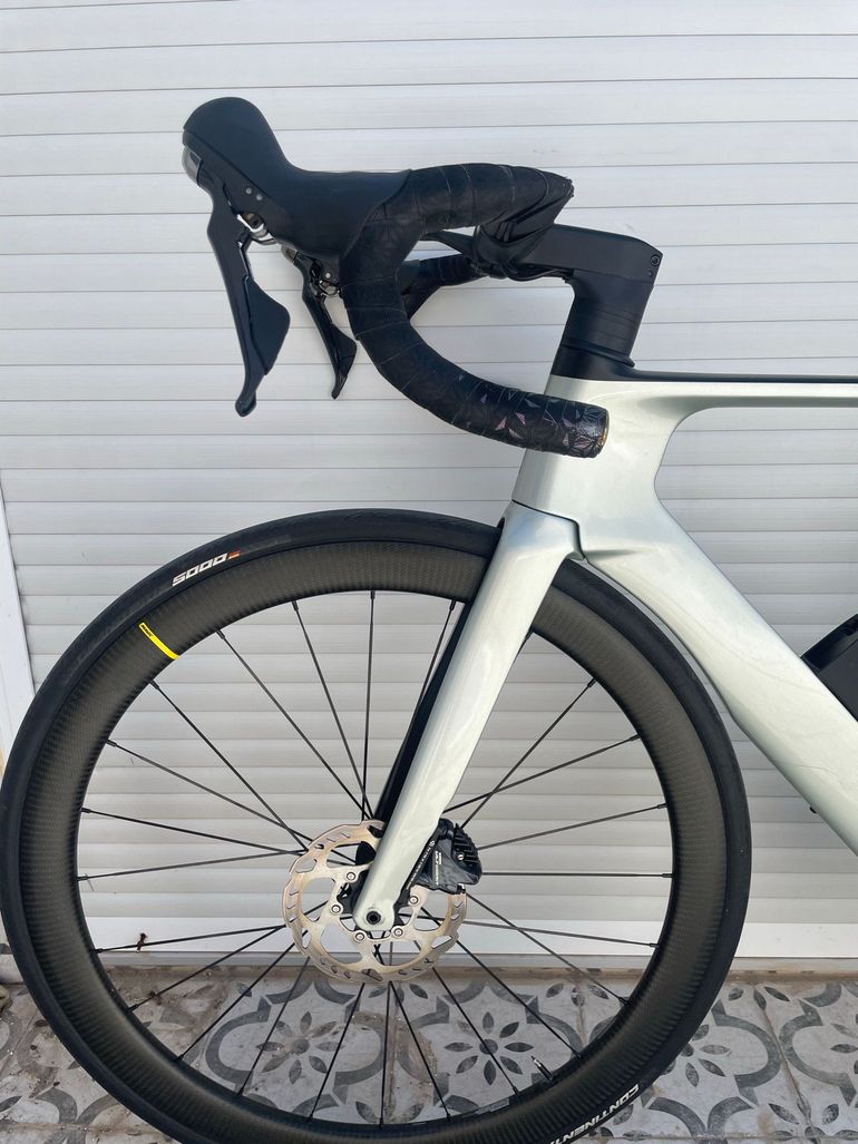 Used Orbea ORCA AERO M20LTD 2023 2023 Road & Gravel, Light Gray — image 4 of 4
