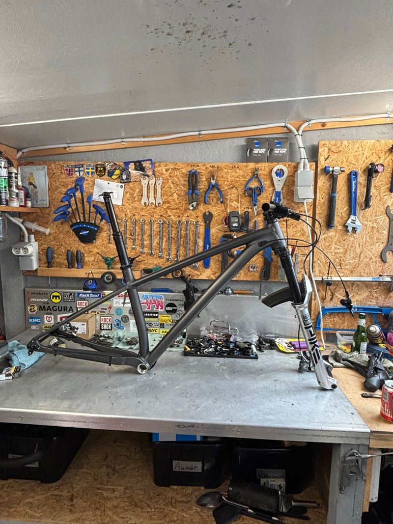 Used Specialized Fuse Comp 29 2023 Frameset 2023 MTB