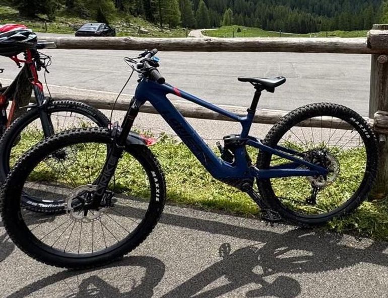 Used Lapierre E-Zesty AM 9.4 2024 2024 Mountainbike, Blue, 29 — image 2 of 4