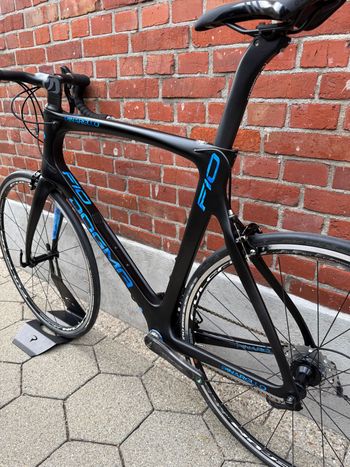 Used Pinarello Dogma Campagnolo Chorus 2024 Road & Gravel, Black — image 13 of 14