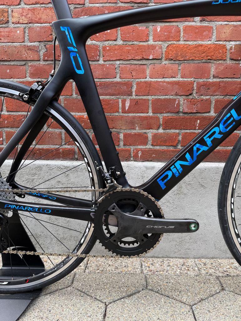 Used Pinarello Dogma Campagnolo Chorus 2024 Road & Gravel, Black — image 3 of 14