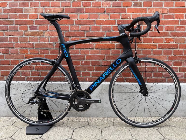 Used Pinarello Dogma Campagnolo Chorus 2024 Road & Gravel, Black — image 1 of 14