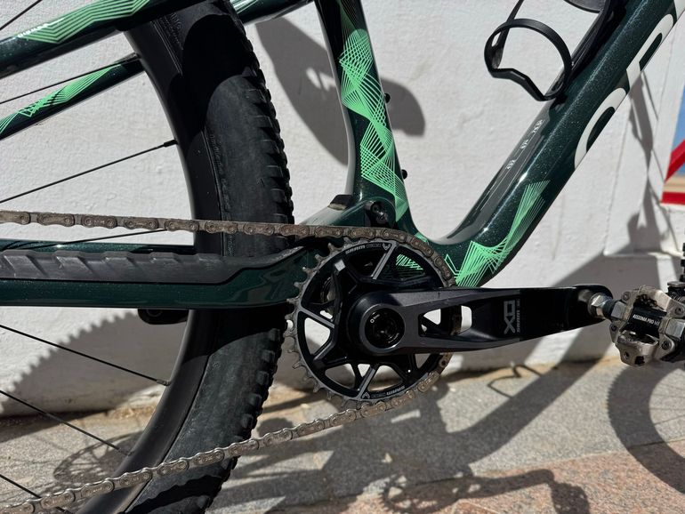Used Orbea OIZ M-TEAM AXS 2024 2024 Mountainbike, Green, 29 — image 9 of 12