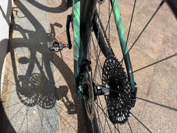 Used Orbea OIZ M-TEAM AXS 2024 2024 Mountainbike, Green, 29 — image 6 of 12