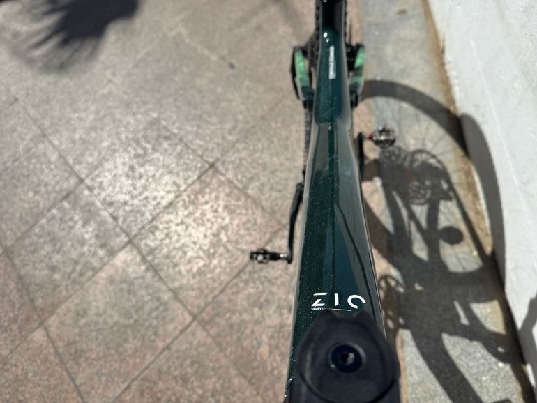 Used Orbea OIZ M-TEAM AXS 2024 2024 Mountainbike, Green, 29 — image 5 of 12