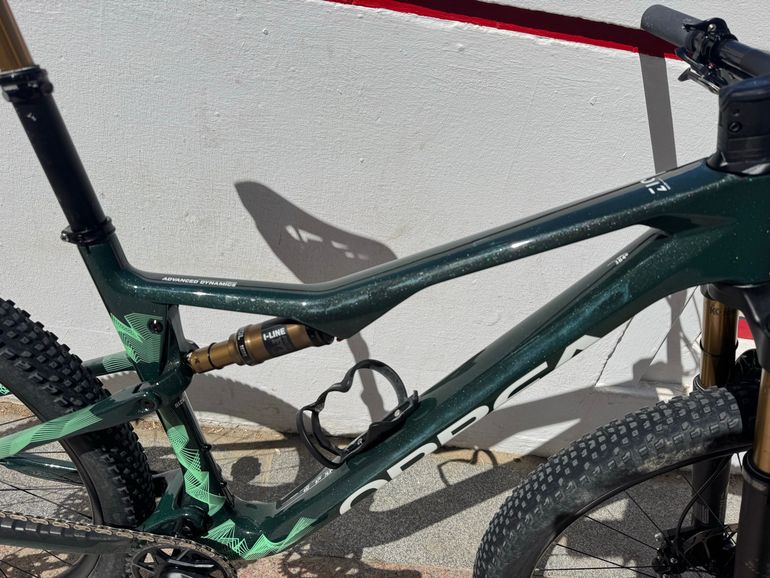 Used Orbea OIZ M-TEAM AXS 2024 2024 Mountainbike, Green, 29 — image 10 of 12