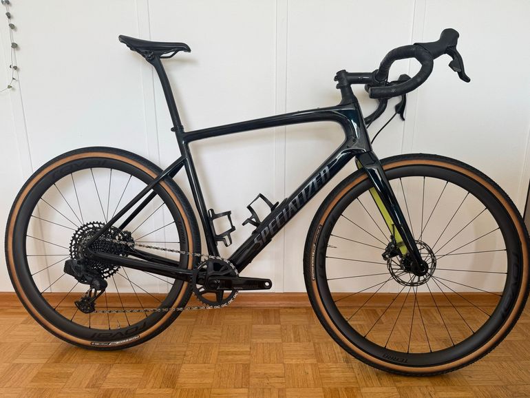 Used Specialized Diverge Expert 2022 2022 Road & Gravel, Blue — image 1 of 12