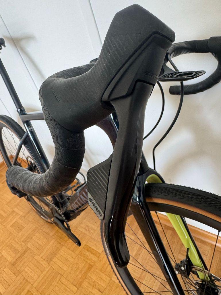 Used Specialized Diverge Expert 2022 2022 Road & Gravel, Blue — image 8 of 12