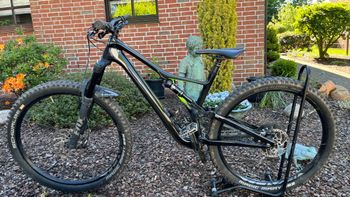 Used Specialized Men's Stumpjumper Comp Carbon 29 2019 2019 MTB