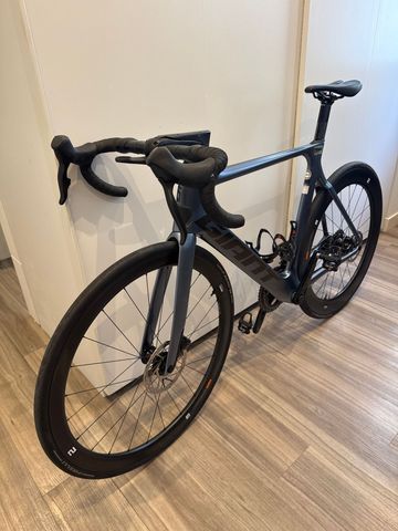 Gebrauchtes Giant Propel Advanced 1 2023 2023 Road & Gravel, Hellgrau — Bild 3 von 6