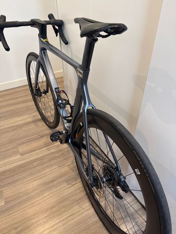 Gebrauchtes Giant Propel Advanced 1 2023 2023 Road & Gravel, Hellgrau — Bild 2 von 6