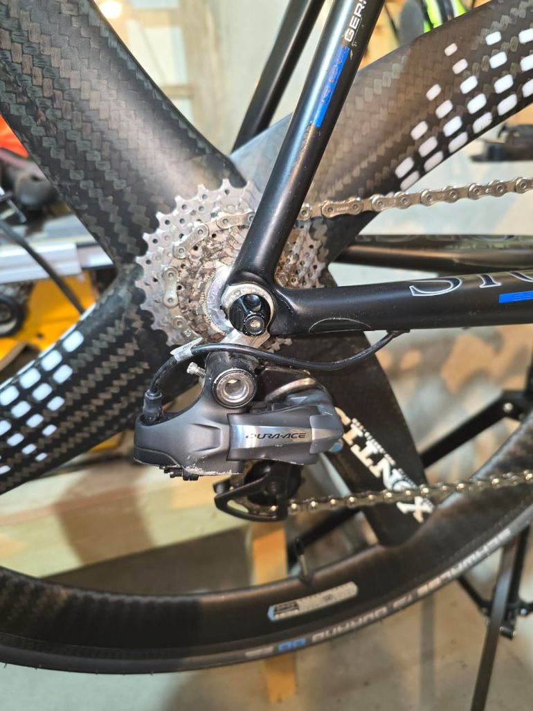Used Storck Storck Fenomalist Di2 Carbon Aero Road Bike 2005 Road & Gravel, Black — image 10 of 11