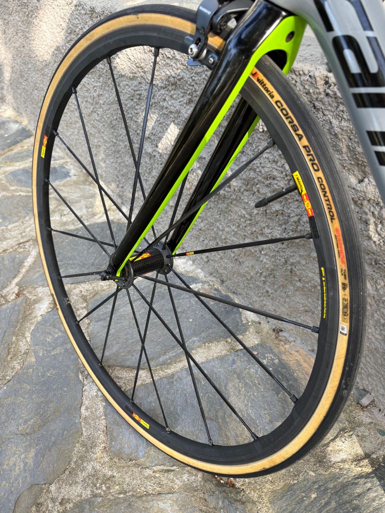 Used Cannondale Cannondale 2018 Road & Gravel, Light Gray — image 5 of 6