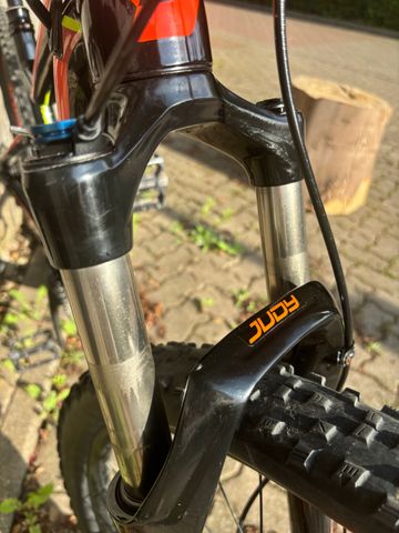 Used Scott Spark 960 2018 2018 Mountainbike, Black, 29 — image 5 of 13