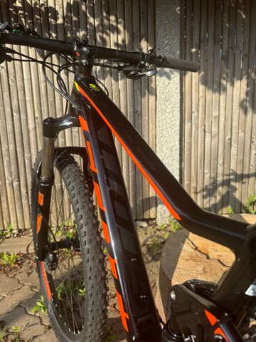 Used Scott Spark 960 2018 2018 Mountainbike, Black, 29 — image 9 of 13
