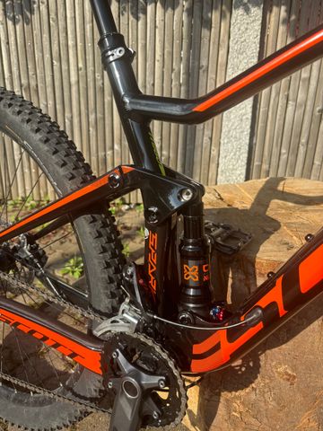 Used Scott Spark 960 2018 2018 Mountainbike, Black, 29 — image 10 of 13