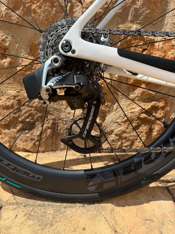 Used BH BH G8 Carbono SRAM 12v Tope Gama Vision 55 Cerámicos Ceramic Speed 2023 Road & Gravel — image 6 of 9