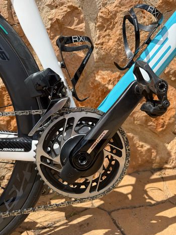 Used BH BH G8 Carbono SRAM 12v Tope Gama Vision 55 Cerámicos Ceramic Speed 2023 Road & Gravel — image 8 of 9