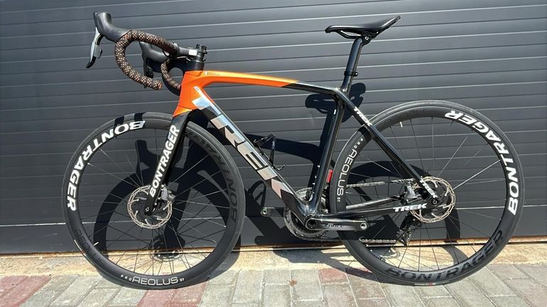 Used Trek Émonda SL 7 2024 Road & Gravel, Orange — image 1 of 7