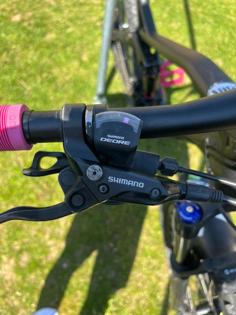 Used Canyon Nerve AL 6.0 2016 Mountainbike, Black — image 7 of 9
