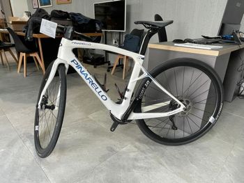 Used Pinarello X5 SHIMANO 105 Di2 2025 2025 Road & Gravel