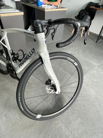 Used Pinarello X5 SHIMANO 105 Di2 2025 2025 Road & Gravel — image 7 of 8
