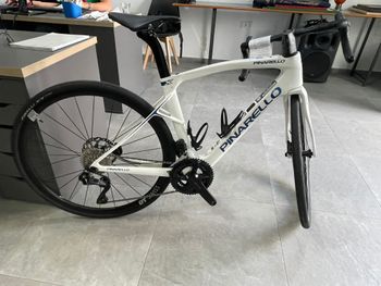 Used Pinarello X5 SHIMANO 105 Di2 2025 2025 Road & Gravel — image 4 of 8