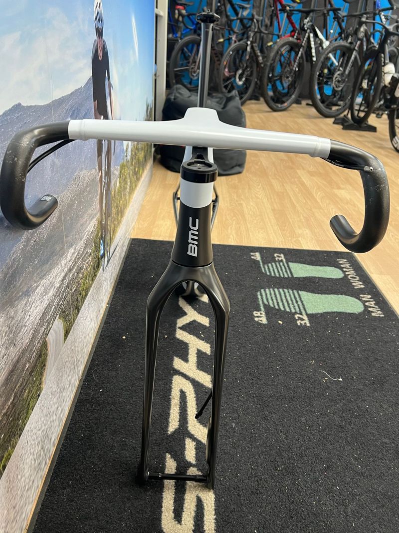 BMC Teammachine R 01 MOD 2024 Frameset 2024 Road & Gravel usato, Nero — immagine 5 di 5
