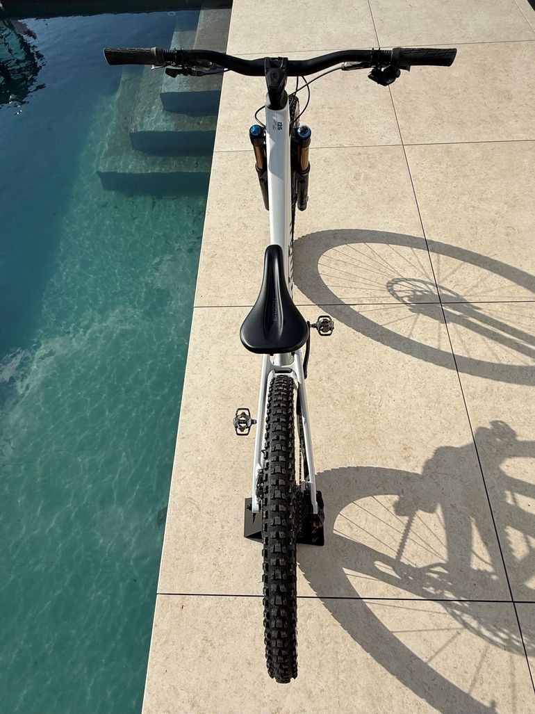 Used Canyon Spectral 125 CF 9 2023 2023 Mountainbike — image 3 of 5