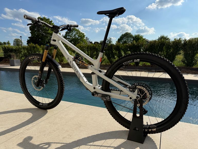 Used Canyon Spectral 125 CF 9 2023 2023 Mountainbike — image 2 of 5
