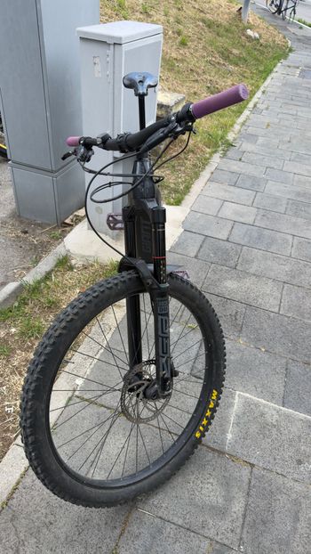 Used Giant Reign E+ 2, 2022 2022 Mountainbike — image 10 of 10