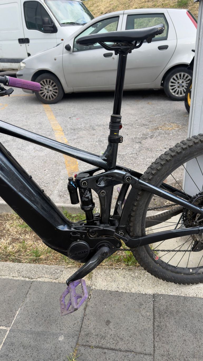 Used Giant Reign E+ 2, 2022 2022 Mountainbike — image 5 of 10