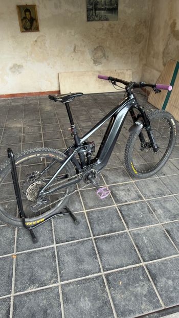 Used Giant Reign E+ 2, 2022 2022 MTB