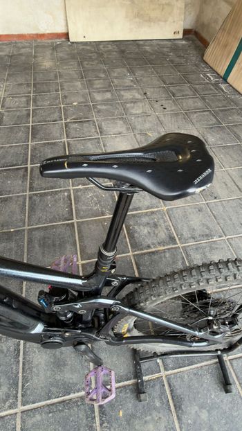 Used Giant Reign E+ 2, 2022 2022 Mountainbike — image 8 of 10