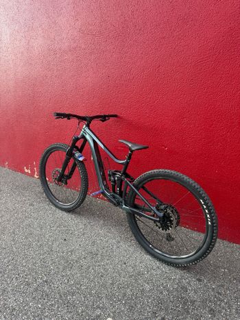 Used Giant Reign 1 2024 2024 MTB