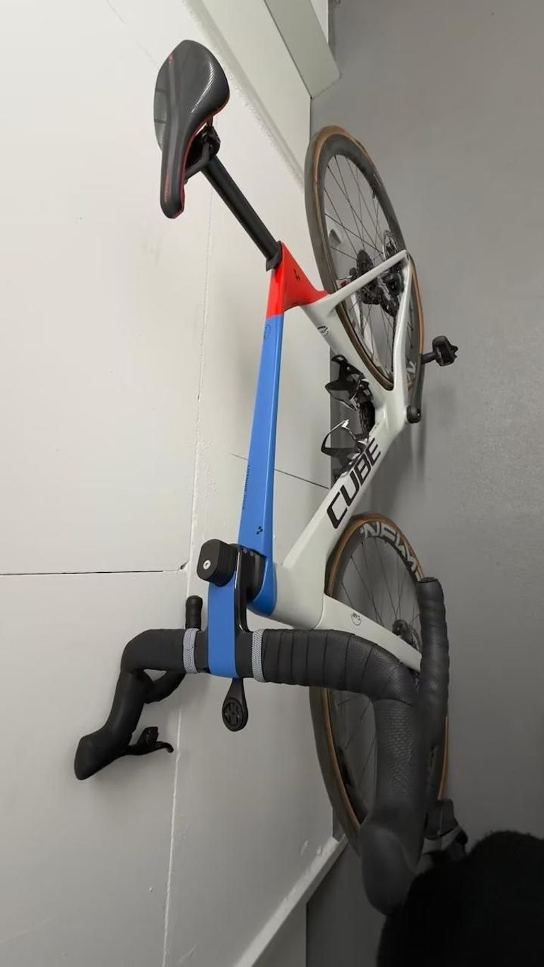 Used CUBE LITENING C:68X RACE 2021 2021 Road & Gravel, White — image 7 of 8