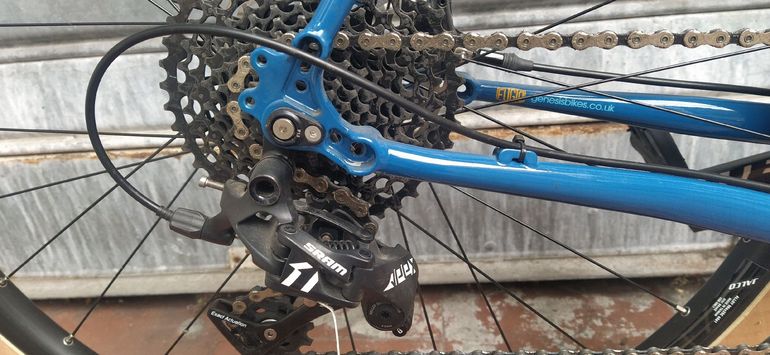 Used Genesis Fugio 20 2020 2020 Road & Gravel — image 4 of 27