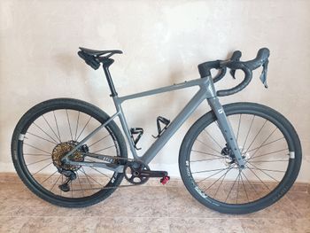 Used Focus ATLAS 8.7 2024 2024 Road & Gravel