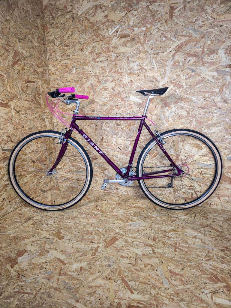 Used Giant Giant Cabriolet Vintage Steel Gravel / Commuter 1996 Urban, Purple — image 4 of 13