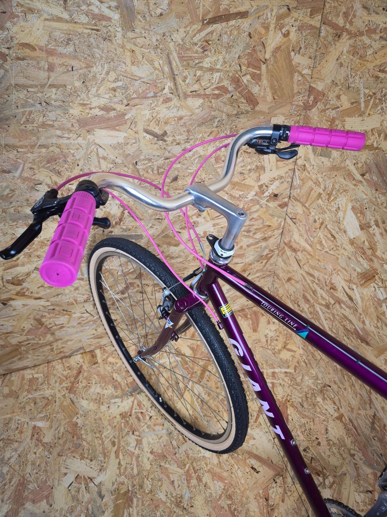 Used Giant Giant Cabriolet Vintage Steel Gravel / Commuter 1996 Urban, Purple — image 12 of 13
