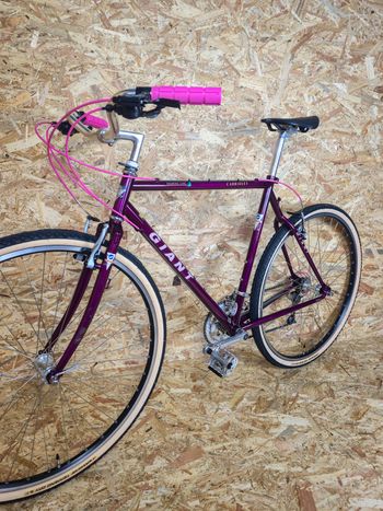 Used Giant Giant Cabriolet Vintage Steel Gravel / Commuter 1996 Urban, Purple — image 2 of 13
