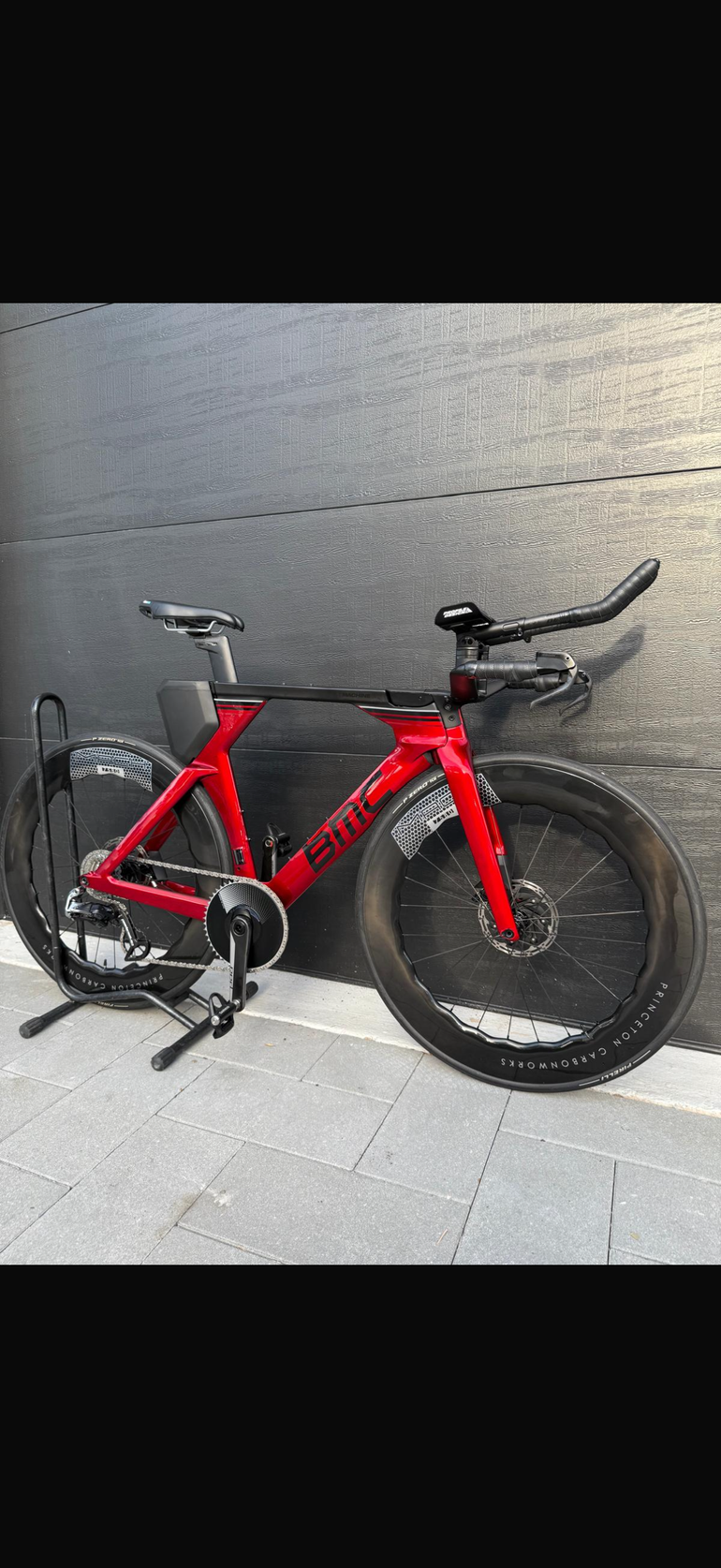 Used BMC Timemachine SRAM Red eTap AXS 2022 Road & Gravel, Red — image 1 of 6