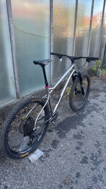 Used On-One Wrekker Frameset 2024 Mountainbike, Light Gray — image 3 of 4