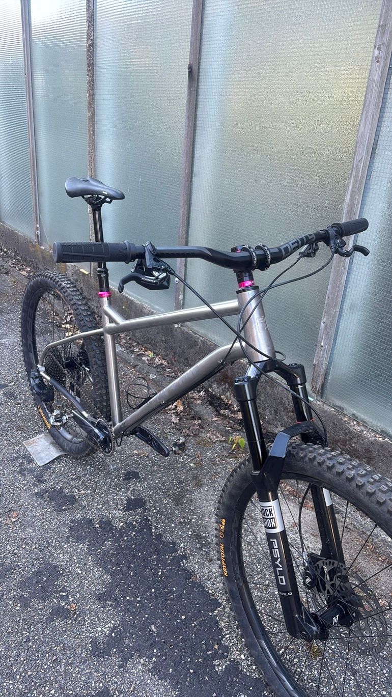 Used On-One Wrekker Frameset 2024 Mountainbike, Light Gray — image 2 of 4