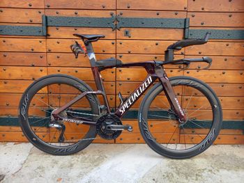Used Specialized Shiv Shimano Ultegra Di2 (12 Speed) 2023 Road & Gravel, Red — image 2 of 3