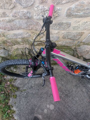 Używany Pivot Firebird 29 Pro XT/XTR 2023 2023 Mountainbike — zdjęcie 6 z 20